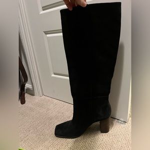 New in box, never worn, Sam Edelman size 10 knee high suede boots.